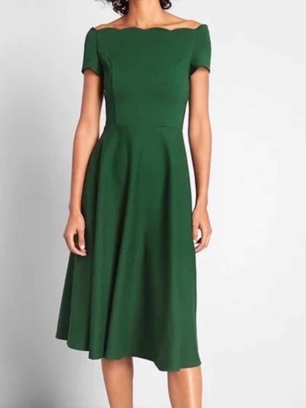 ModCloth Emerald Green Scalloped Off the Shoulder Midi Dress Size Small